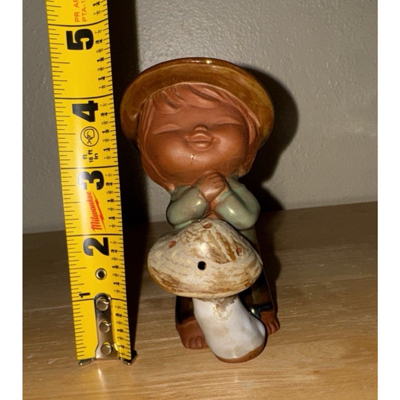 Vintage UCTCI Japan Redware Clay Pottery Boy with Mushroom Figurine READ - Picture 5 of 9